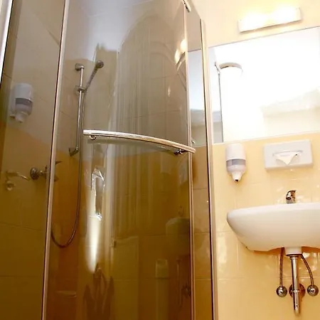 Italia Guest house 3*